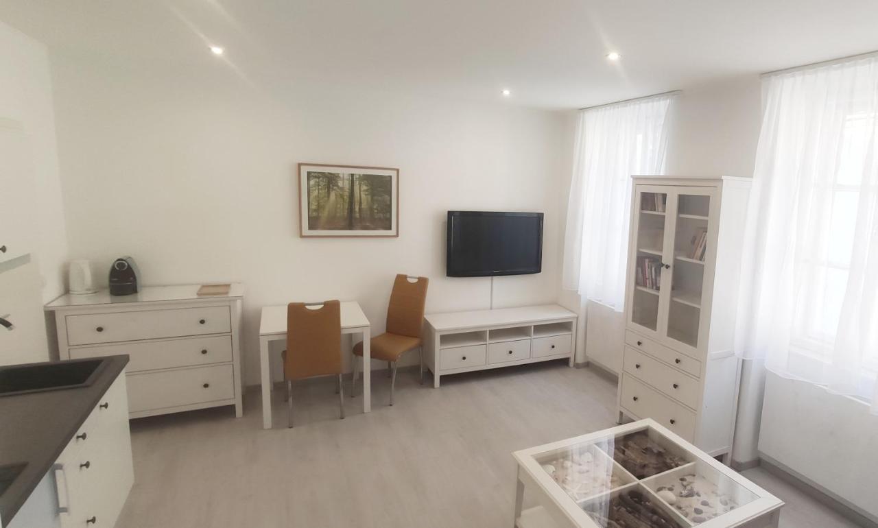 Gemuetliche Zweiraumwohnung In Ruhelage Vienna Luaran gambar